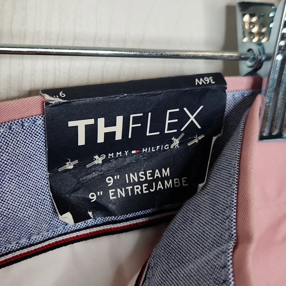 Tommy Hilfiger TH Flex salmon pink Nantucket Red chino shorts size 36